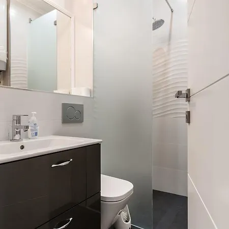 A Golden Star Modern Luxury And