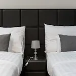 A Golden Star Modern Luxury And * Budapest