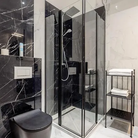 A Golden Star Modern Luxury And Daire