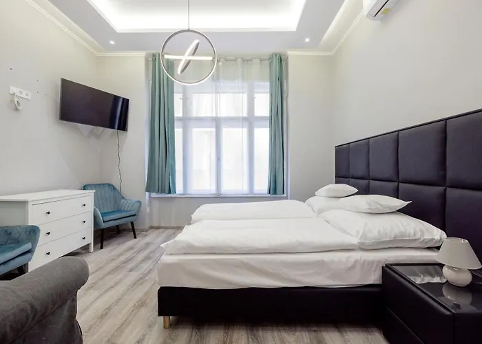 A Golden Star Modern Luxury And Apartament
