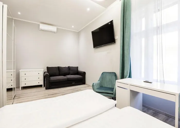 A Golden Star Modern Luxury And Apartament