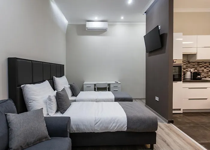 A Golden Star Modern Luxury And Apartament *