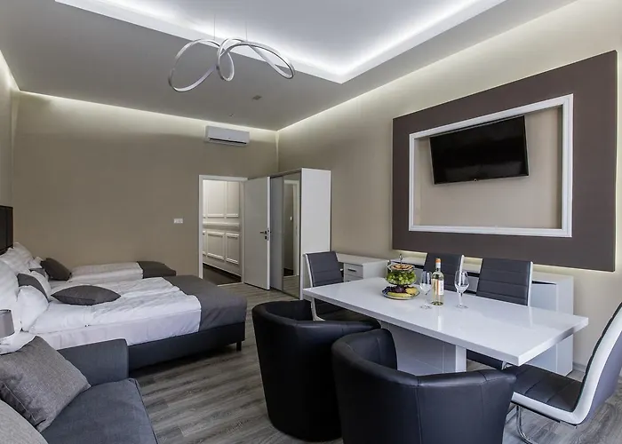 A Golden Star Modern Luxury And * Budapeszt